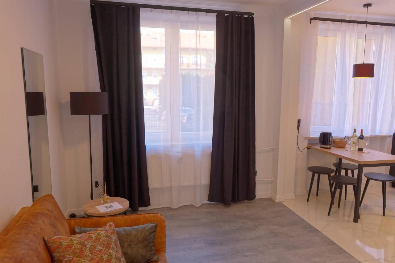 Apartament E-Space ジェシュフ エクステリア 写真