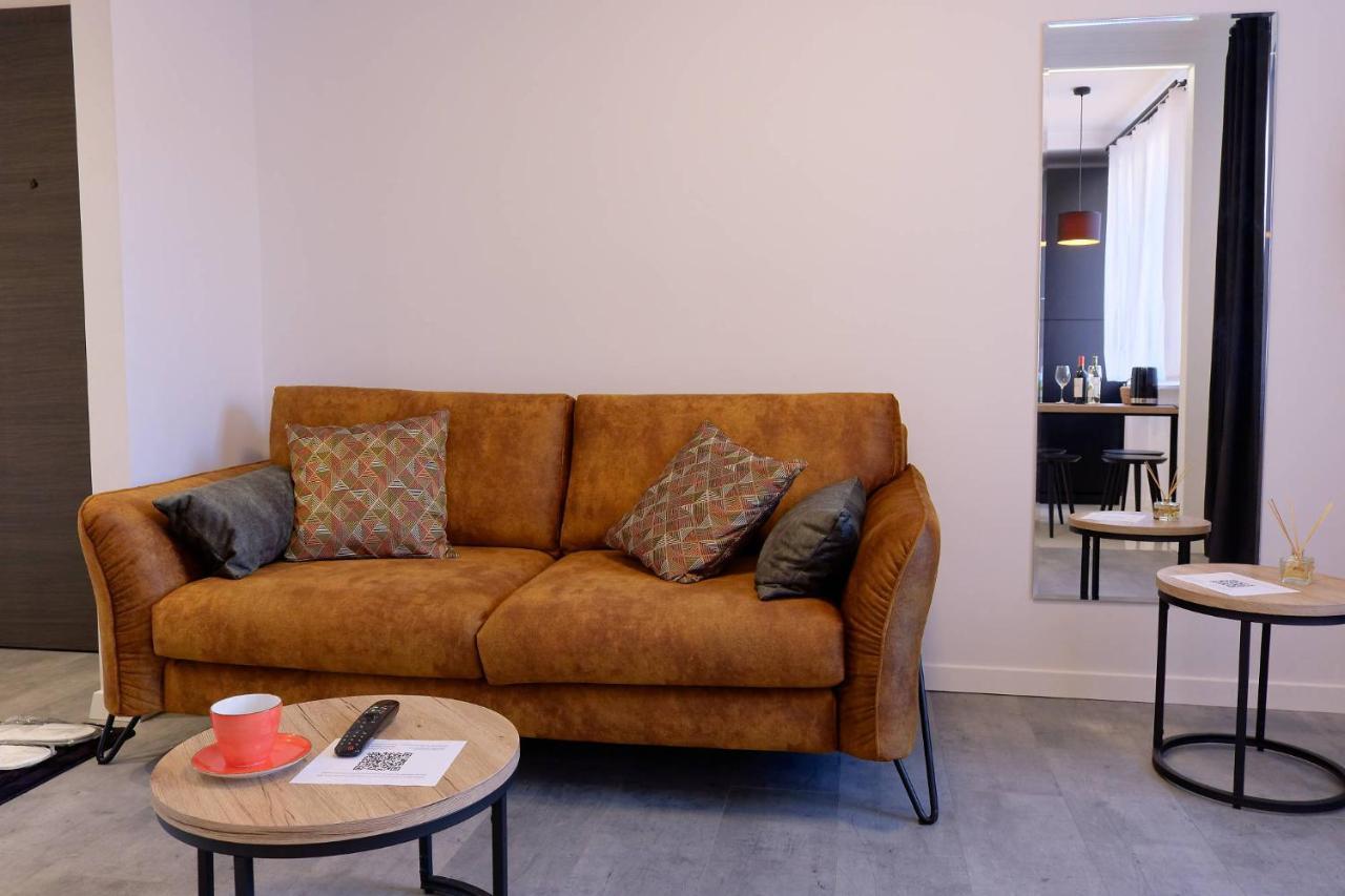 Apartament E-Space ジェシュフ エクステリア 写真